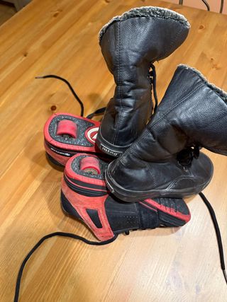 Botas Mustang y zapatillas con rueda
