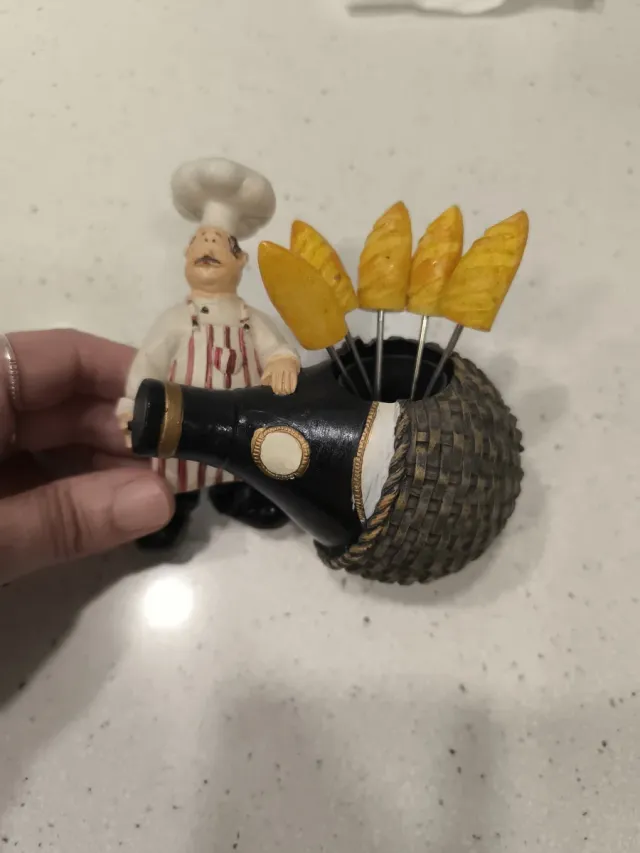 Juego de pinchos para picar