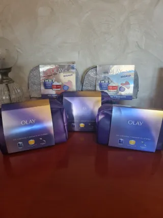 Set de neceseres Olay