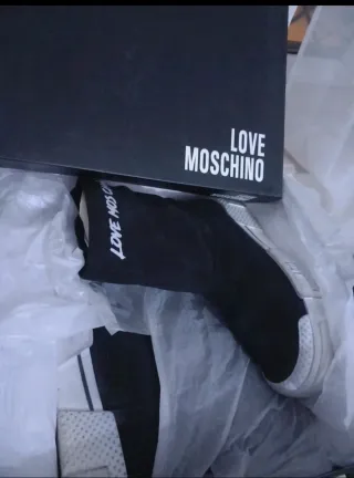 Stivali Love Moschino neri e bianchi