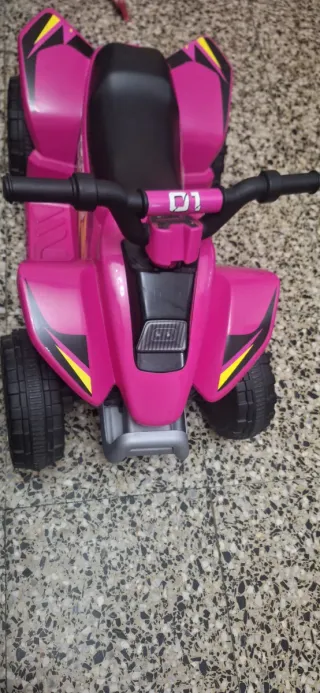 Quad Eléctrico Infantil Rosa (como nuevo) 