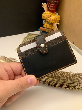 Cartera de Piel Negra y Marrón 