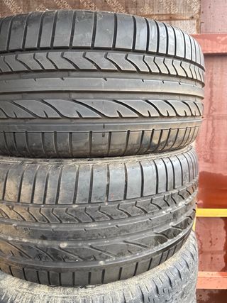 Neumáticos 255 45 R18 99Y