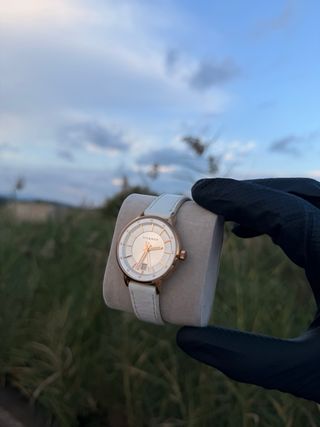 Reloj Viceroy Mujer • Blanco con Detalles Dorados 