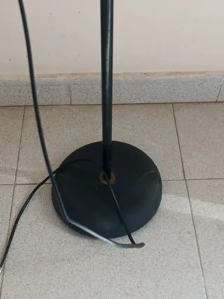 Lámpara de pie moderna