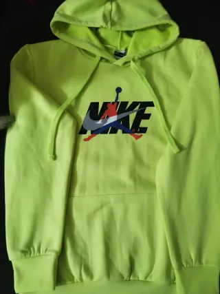 Sudadera Nike Verde Neón