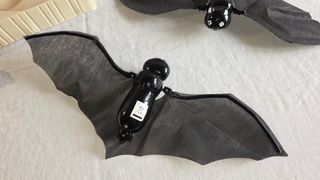 2 Pipistrelli volanti di Halloween a batteria