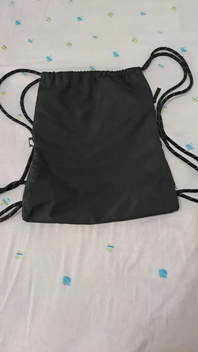 Bolsa deportiva Nike negra