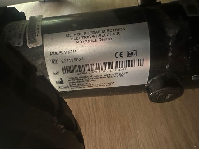 Silla ruedas eléctrica marca Ortomedi Niara