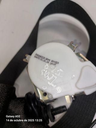 Cinturón de seguridad trasero Opel Meriva B 