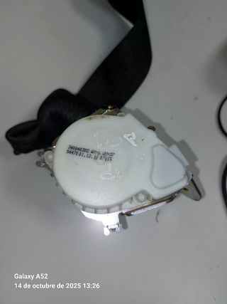 Cinturón de seguridad trasero Opel Meriva B 