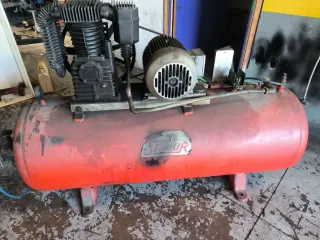 Compresor de aire 300L