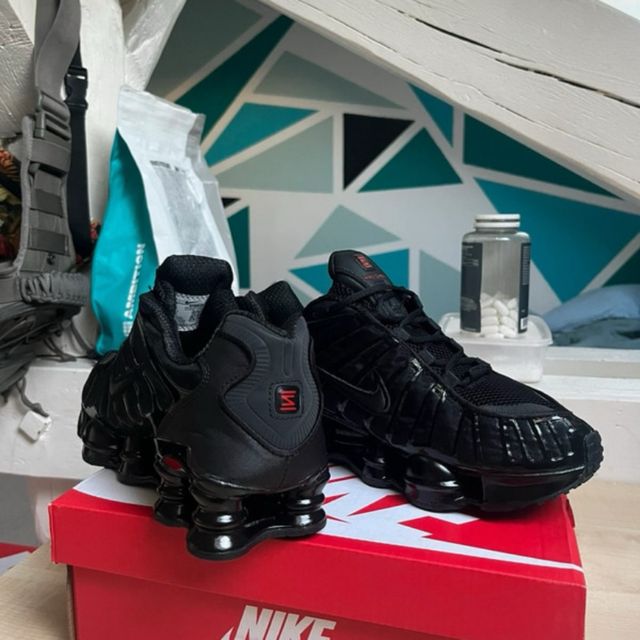 Nike Shox TL Negro