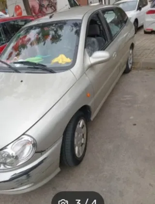 KIA Rio 2002