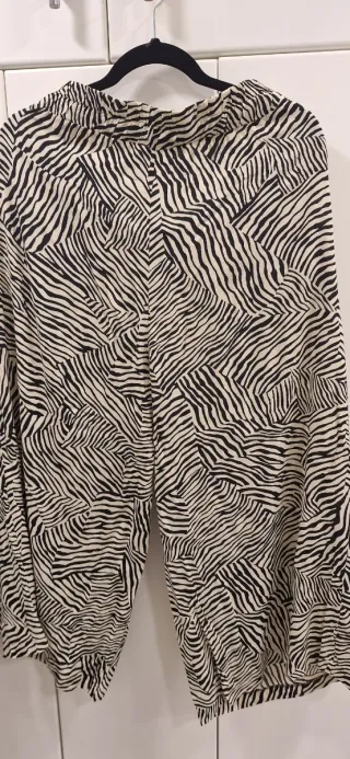 Conjunto Blusa T.44 y Pantalón T.42 Caroll