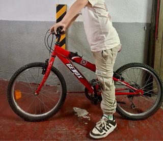 Bici MTB Infantil Genox 20 pulgadas Roja