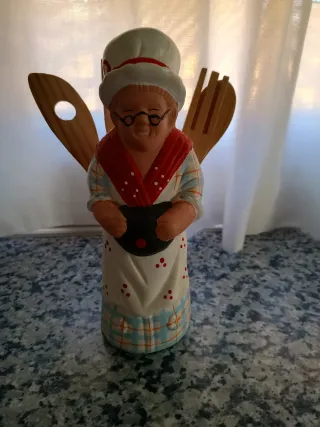 Figura Chef Cocina Cerámica y Madera