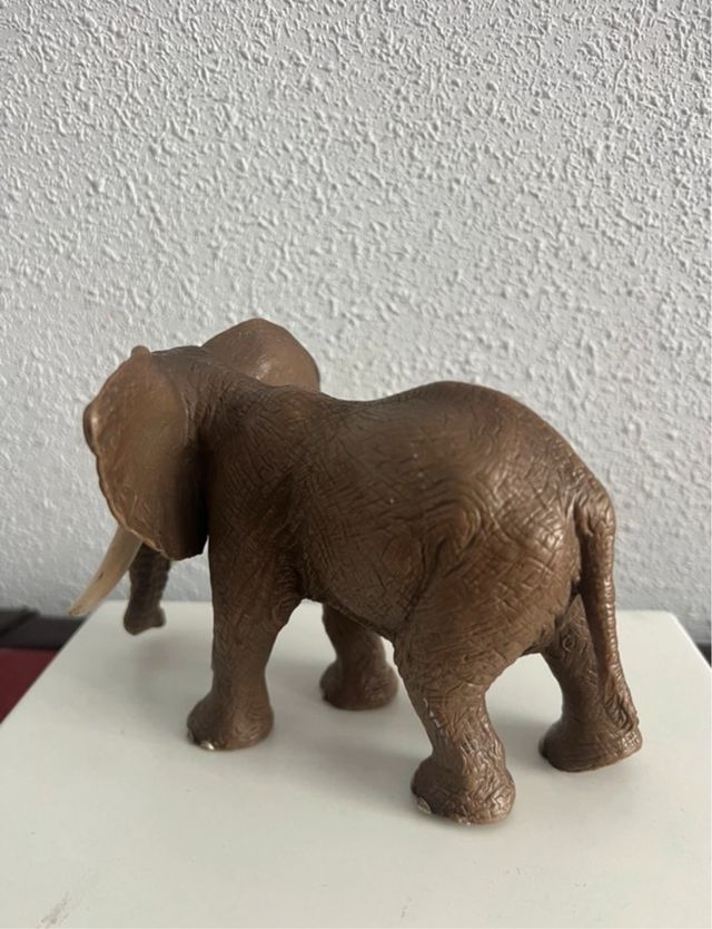 Figura Schleich Elefante Asiático 14341 2004