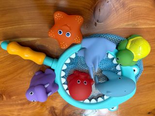 Juguetes de baño para bebés