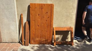 Mesa de madera rústica