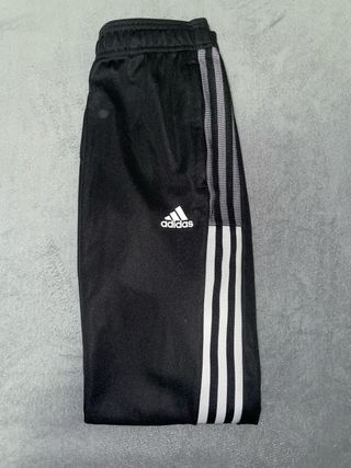 pantalón Adidas