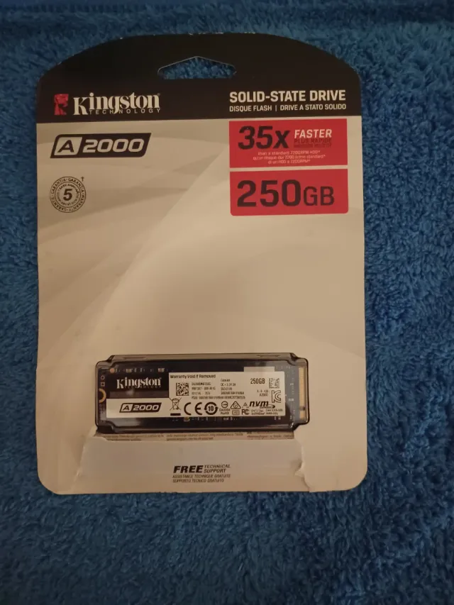 SSD M.2 Kingston - 250 GB