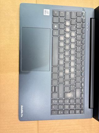Dynabook Portátil i5 8GB/250GB Win11 Pro