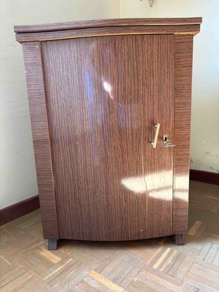 Máquina de coser SINGER antigua