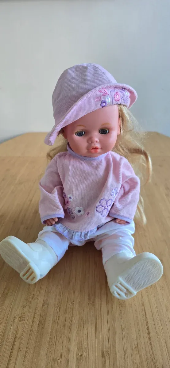 Muñeca que habla Argentino