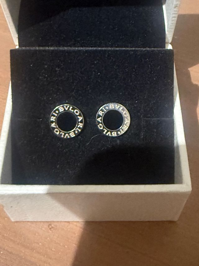 Pendientes Bvlgari Oro Blanco y Ónix Auténticos
