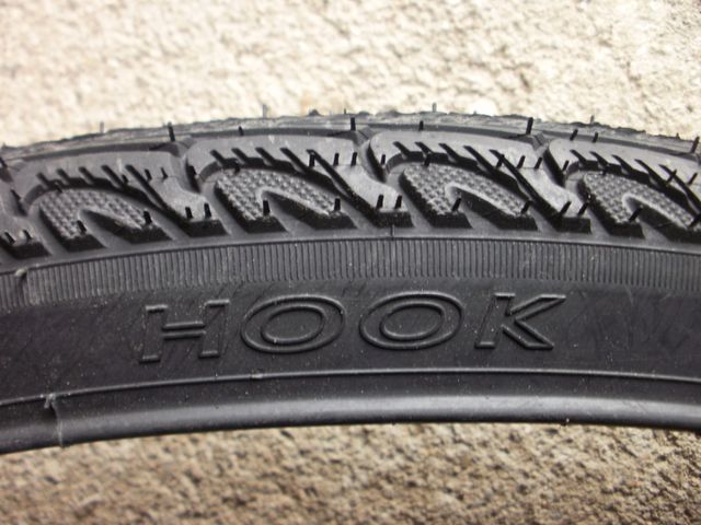 2 cubiertas 700x35B bici de varillas.