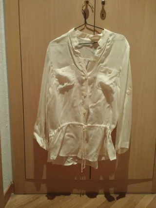 Camisa beige mujer talla 44 tacto suave