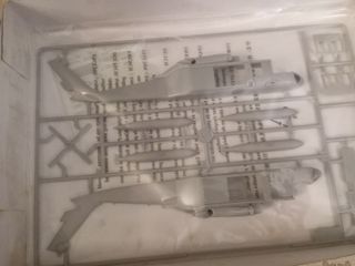 Maqueta Hobby Boss 1/72 UH-60A Black Hawk