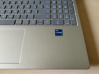 Portátil hp 15-fd0056ns