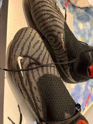 Botas Fútbol Nike Phantom FG 
(Precio negociable)