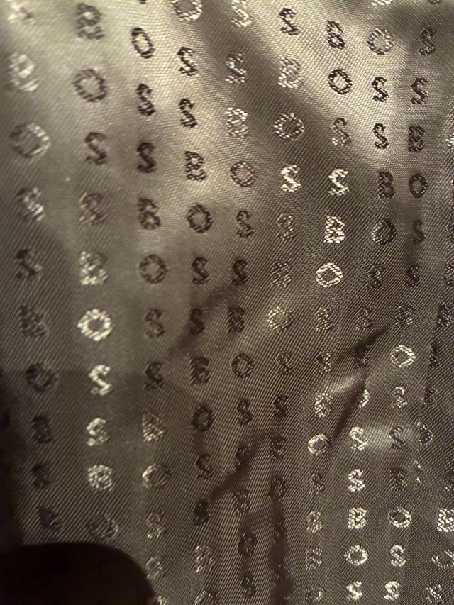 Abrigo Hugo Boss Talla 54 con etiquetas