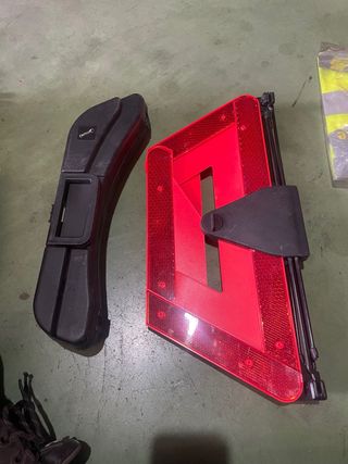 Herramientas y triángulos Audi A4 B6