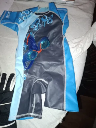 Neopreno bebé azul y gris 1 año a 3