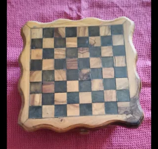 Scacchiera in legno di ulivo 20x20