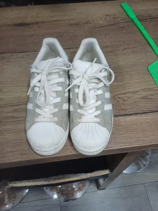 Adidas Superstar Plata y Blanco
