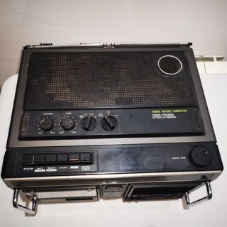 vintage TV RADIO HITACHI CKP-110