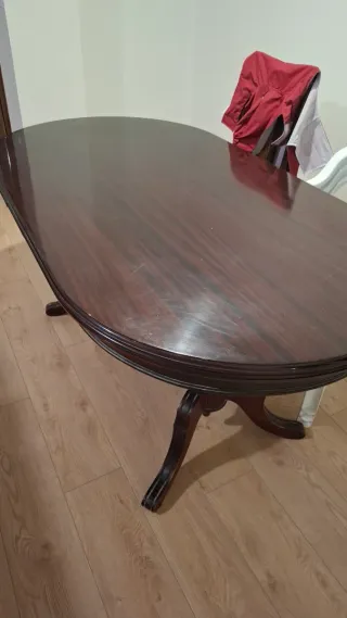 Mesa de comedor de madera extensible