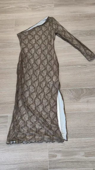 Vestido fiesta asimétrico oro verde