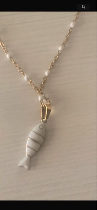 Collar pez esmaltado oro blanco