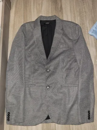 Americana gris hombre