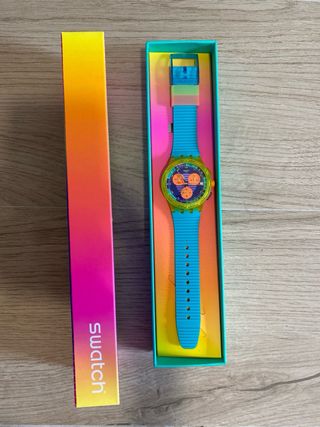 Reloj Swatch Neon Wave Azul Multicolor