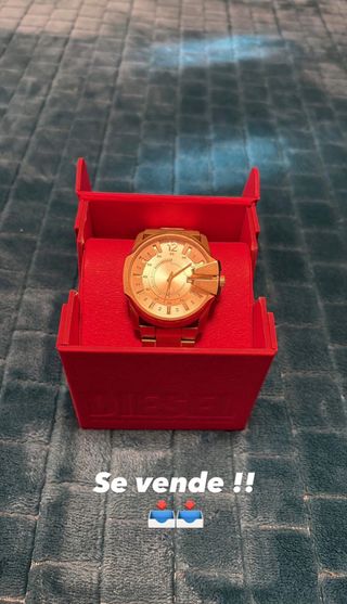 Reloj Diesel Dorado