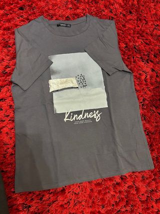 Camiseta Stradivarius gris talla S