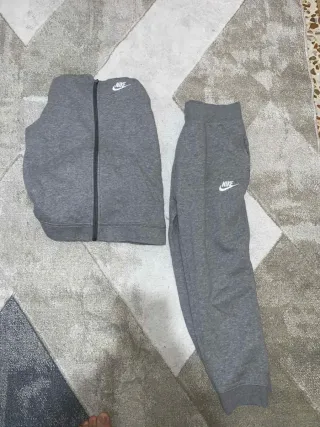 Chándal Nike Gris