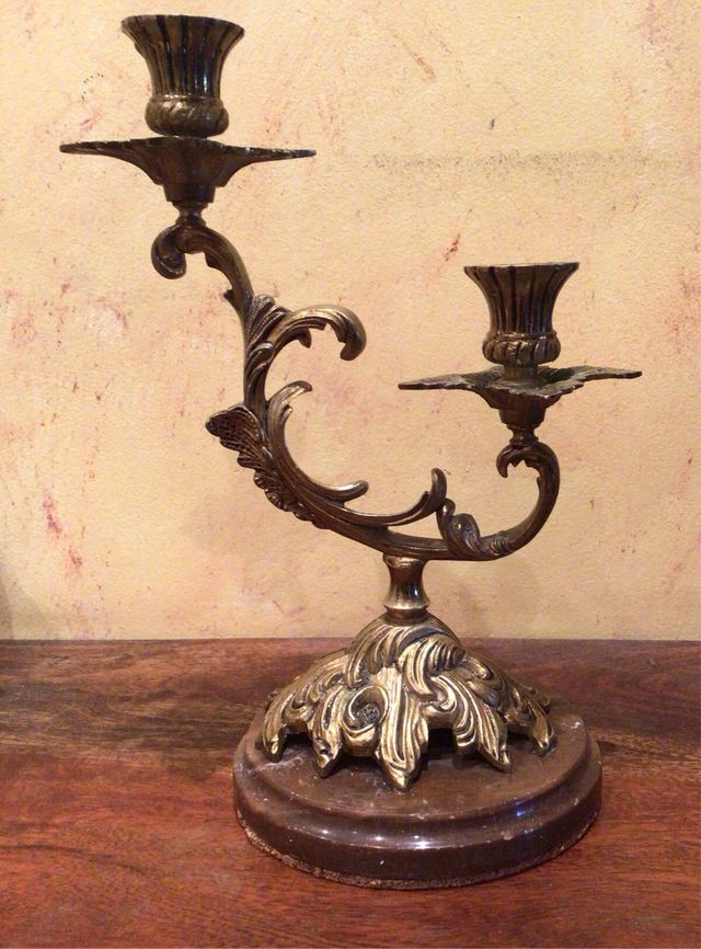 Candelabro de bronce 